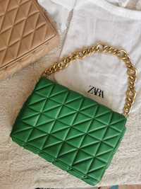 Zielona pikowana torebka na ramię Zara green bag blogger insta must ha