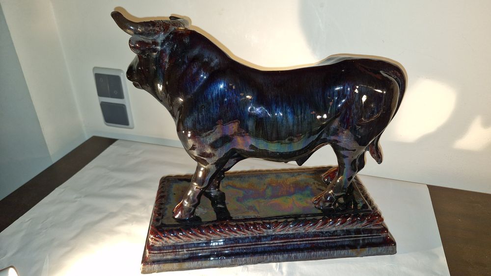 Touro de Manuel Mafra das Faiança das Caldas