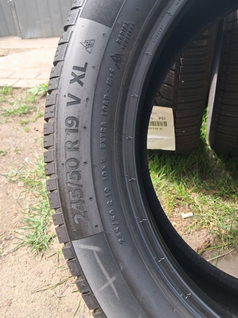 245/50 R19 105V M+S - Continental WinterContact TS860 SSR ~6mm- 7/2022