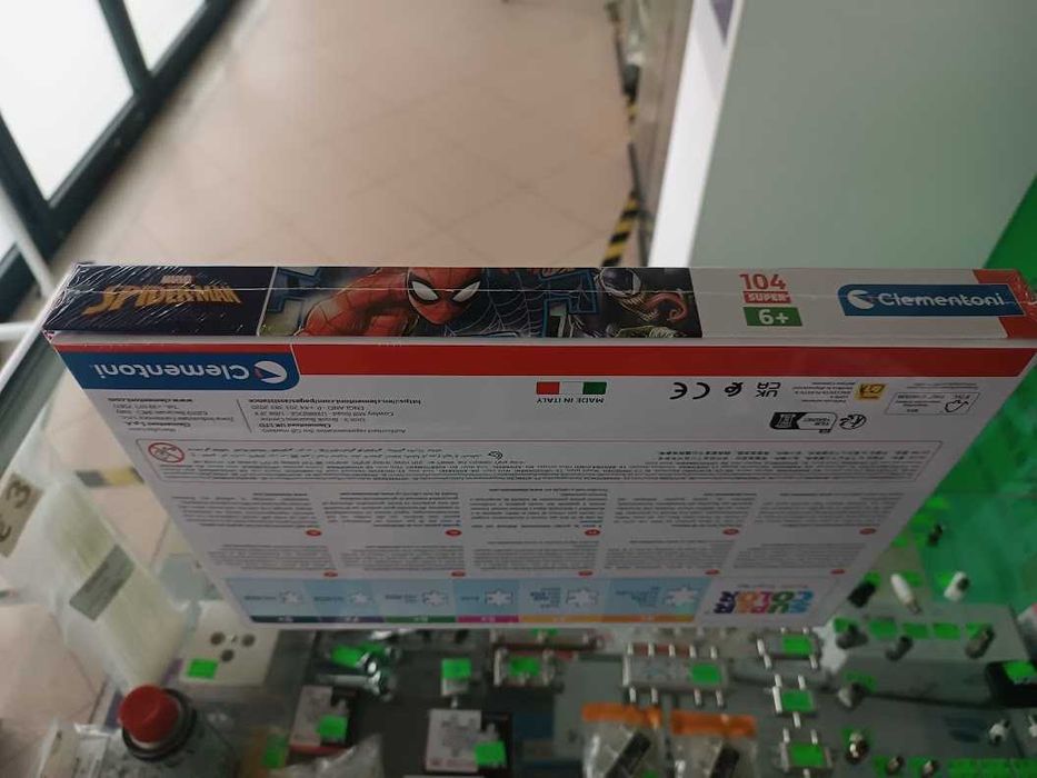 Puzzle Clementoni Spider-Man Pokember Super 48,5x33,5cm 104 peças