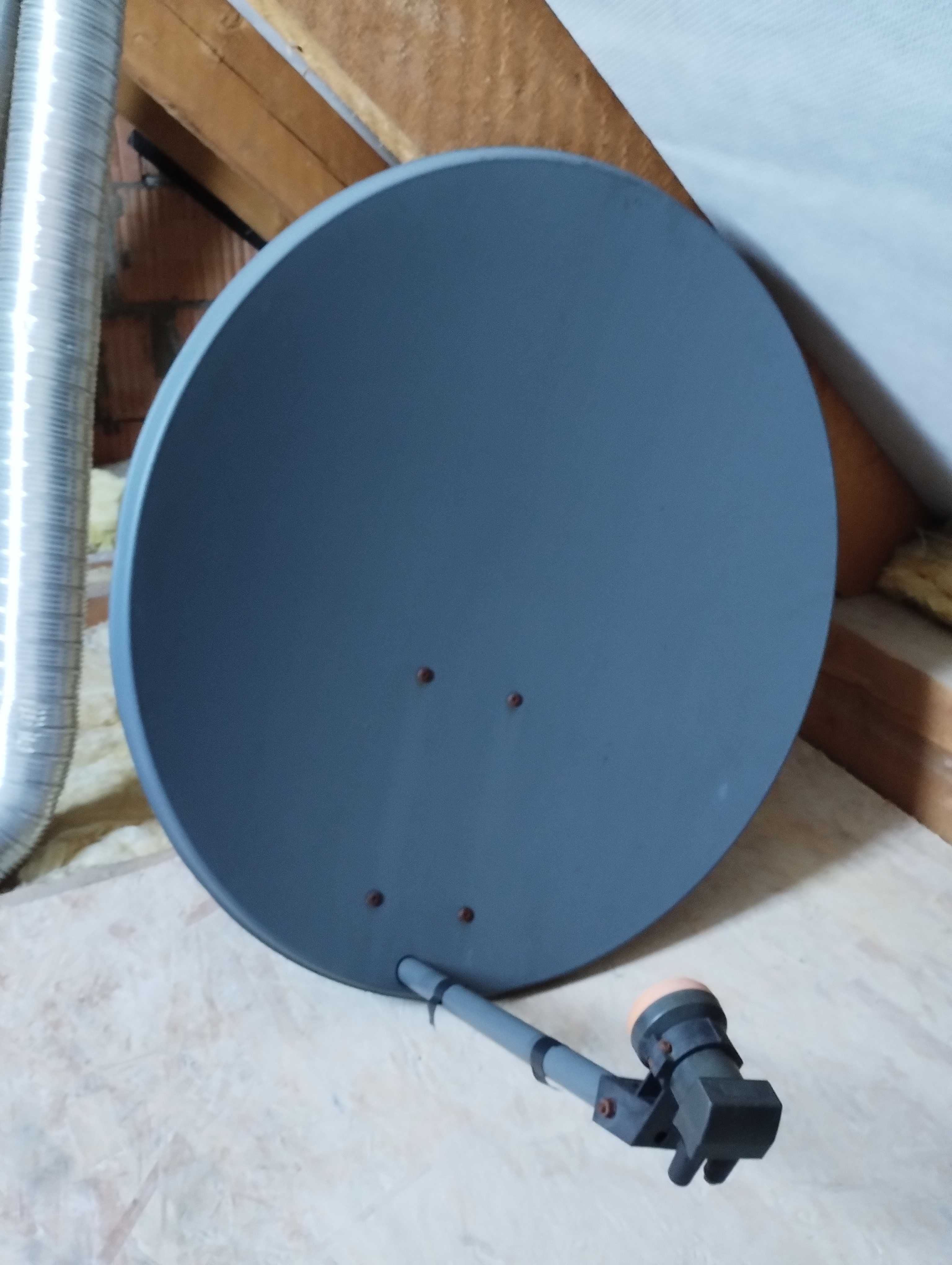 Antena satelitarna