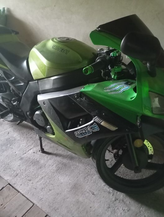 Мотоцикл в новому стані