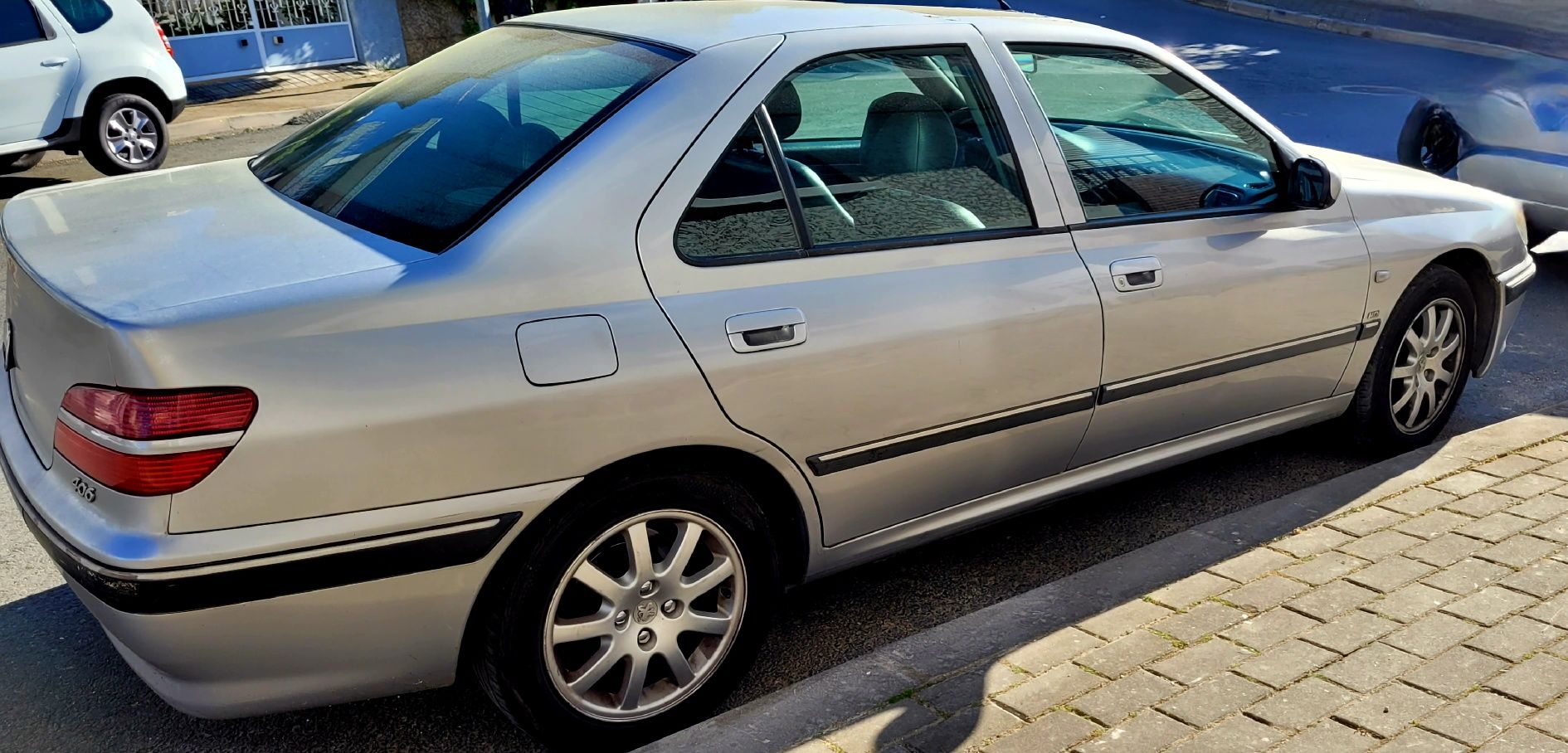 Peugeot 406 Hdi 2.0 Prata ano 2002 Gasóleo