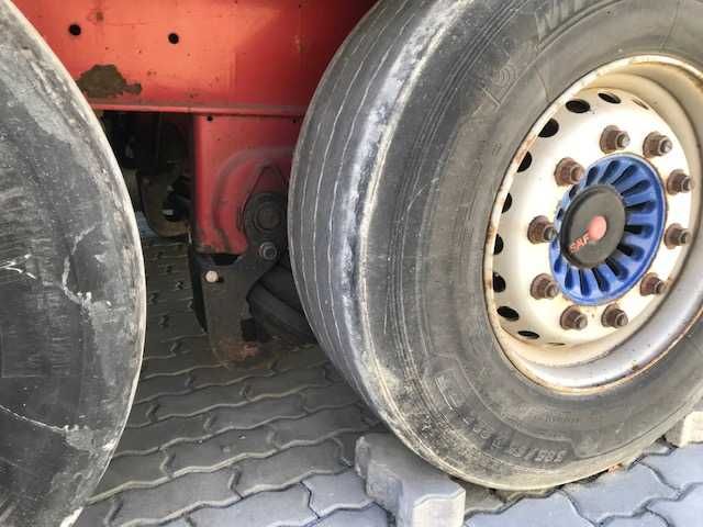 Напівпричіп тентований - KRONE