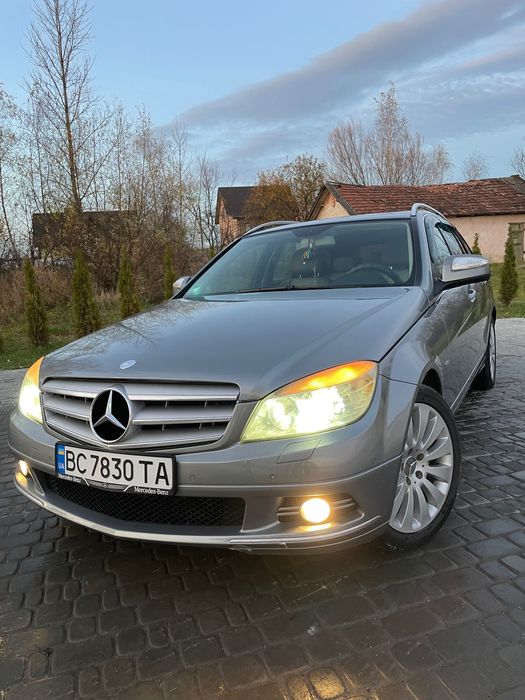 Mercedes-Benz c200 s204 2008р