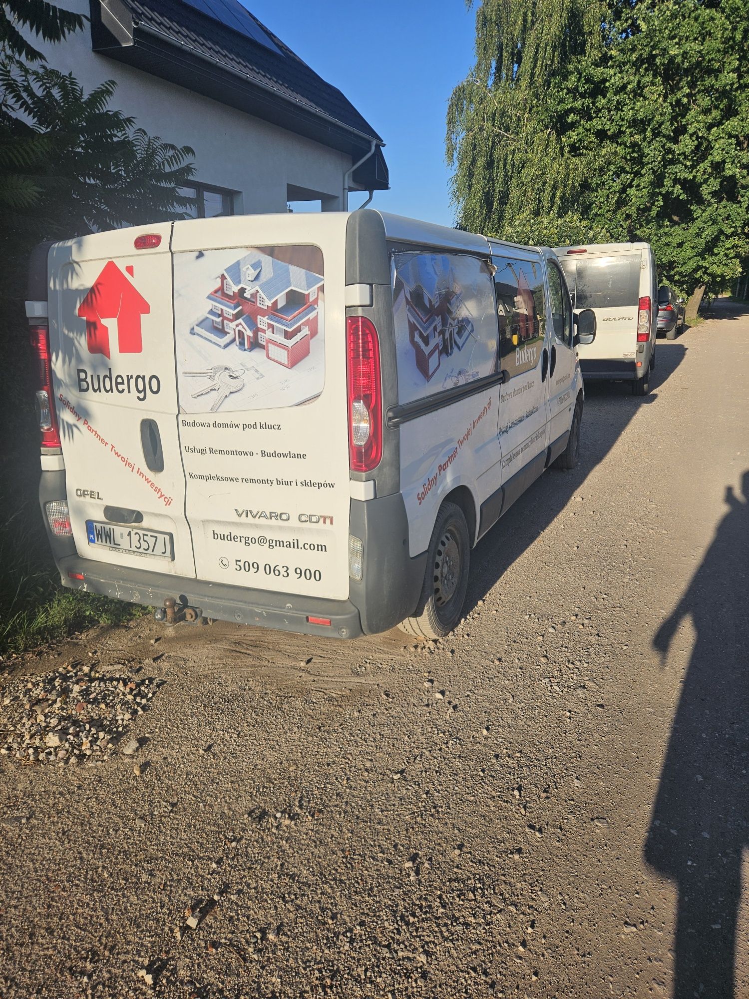 Opel Vivaro 2012 r długi 5 osób doka