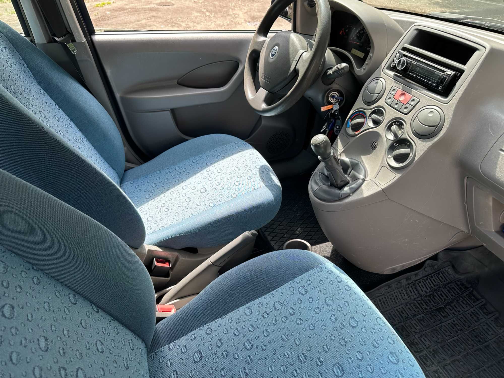 Fiat Panda 1,1 03r oc i pt na rok  , Zadbana