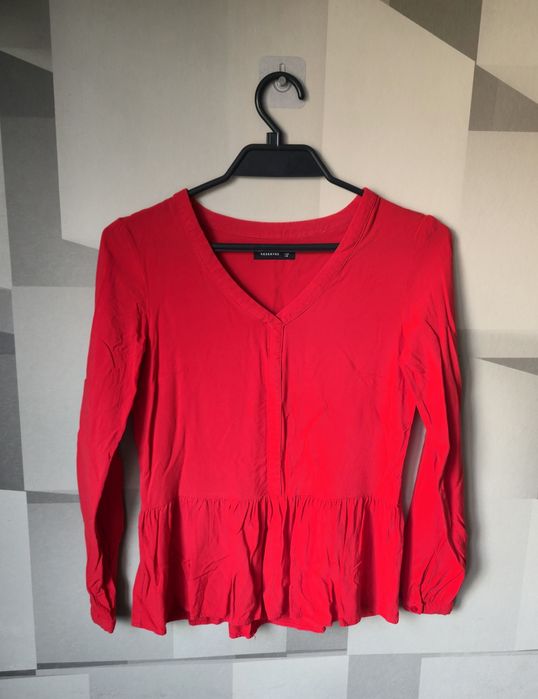 Bluzka z długim rękawem, z baskinią, czerwona, rozmiar XS/34