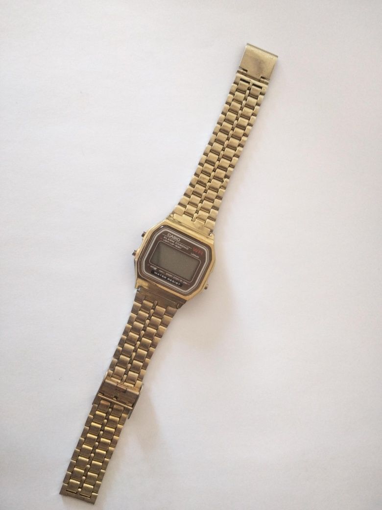 Casio WR A159W Vintage Dourado Senhora