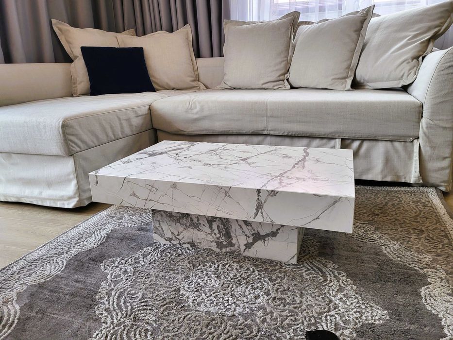 Stolik Kawowy ze spieku kwarcowego, Marmur