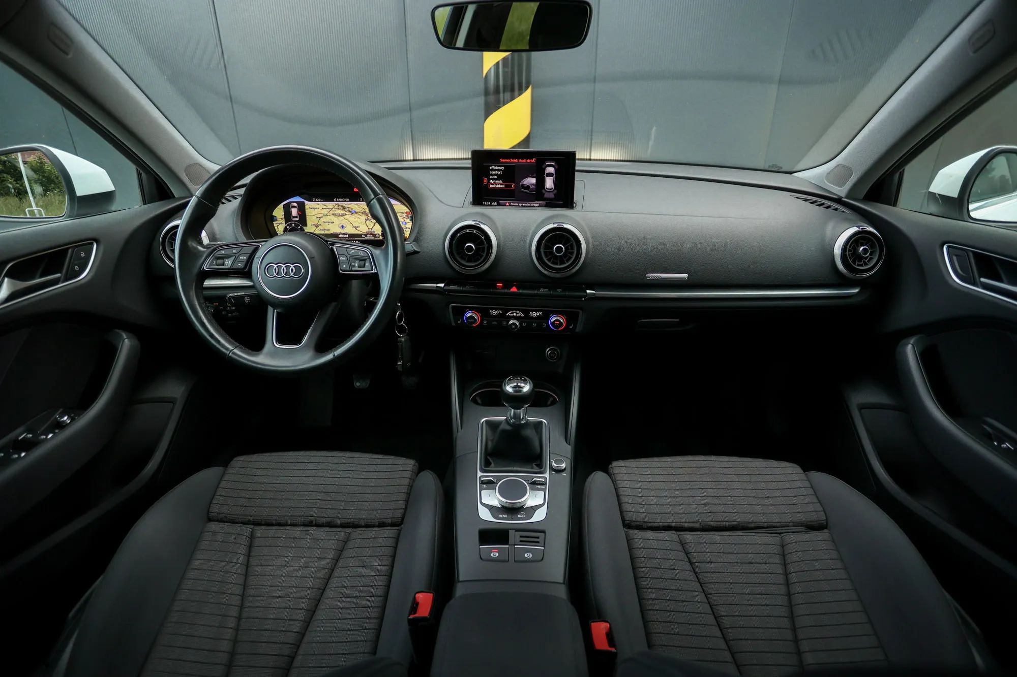 Audi A3 2.0 TDI 150PS 2018R Vitrual Bi_Xenon Navi Alu 18
