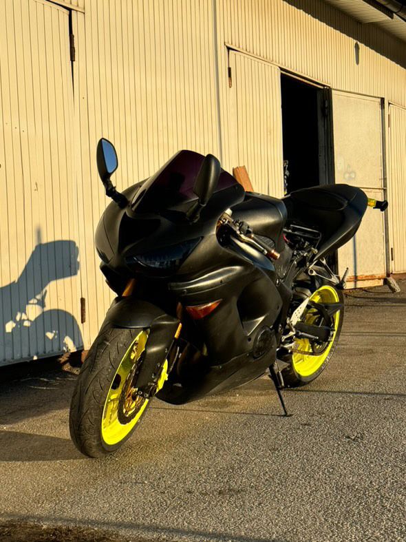 Kawasaki ninja 2005