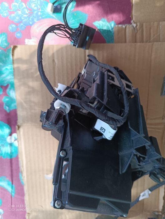 Volvo XC90 momentum t5/wewnętrzna instalacja lampy przedniej lewej