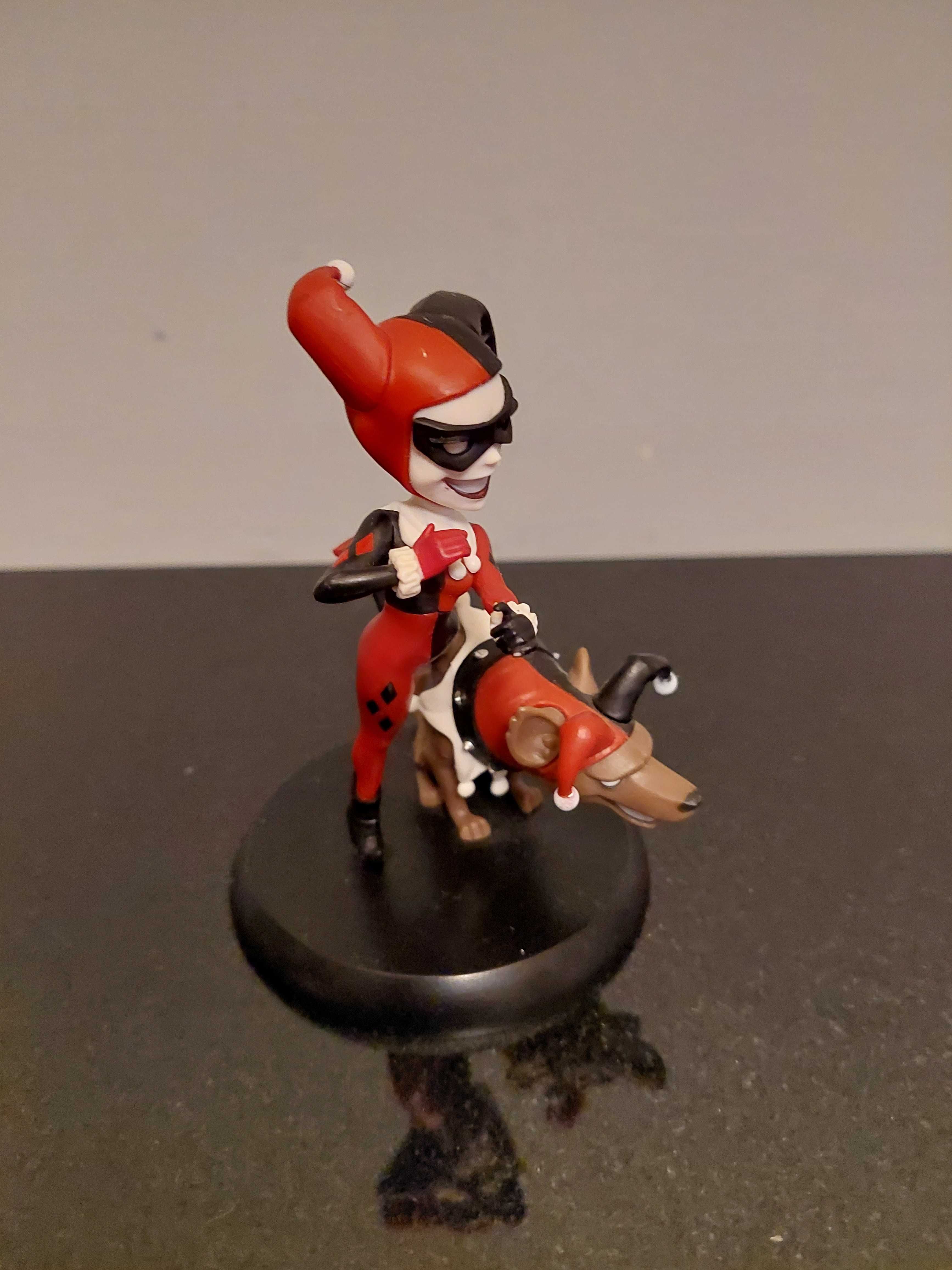 Figurka model QUANTUM MECHANIX DC HARLEY QUINN z Batman orygina