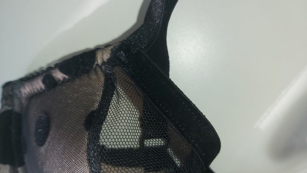 Biustonosz półusztywniany Gorteks nowy Daphne rozmiar 65D czarno-beżow