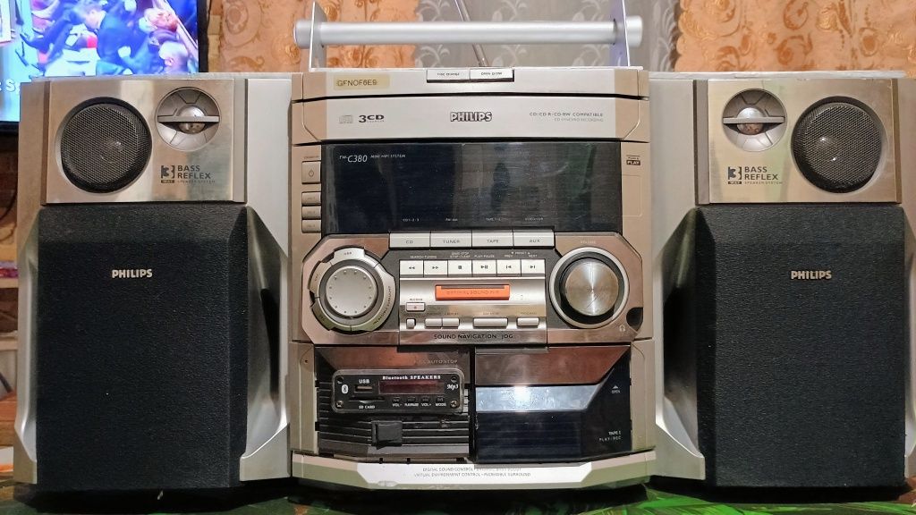 Музыкальный центр Philips