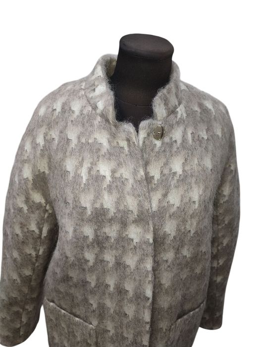 Пальто жіноче тепле