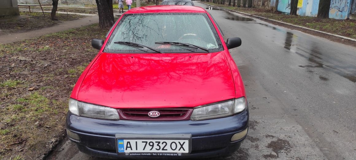 Продам Kia Sephia 1.5