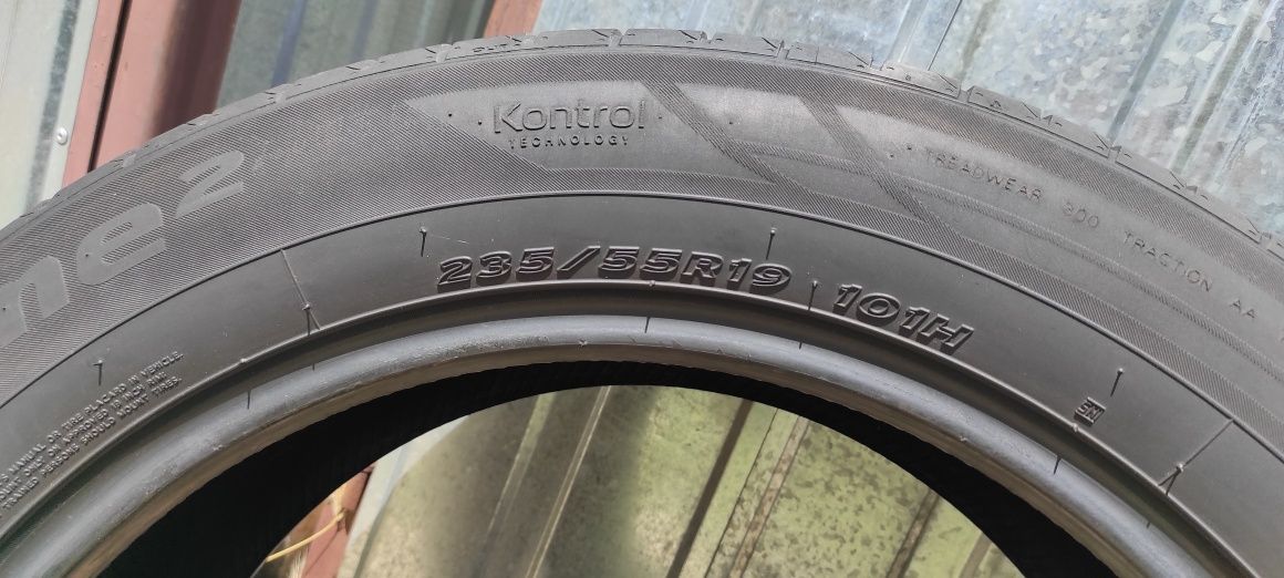 Sprzedam 2 opony 235 55 R19 Hancooc !