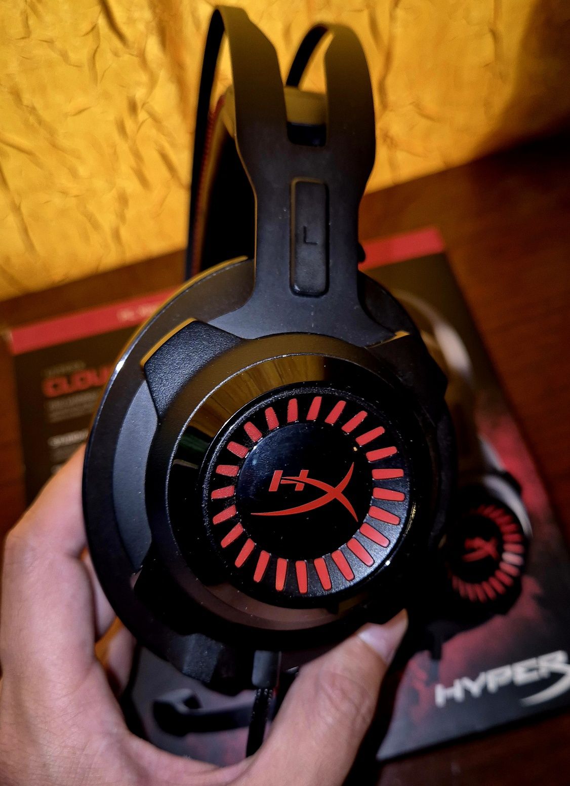 HyperX Cloud Revolver