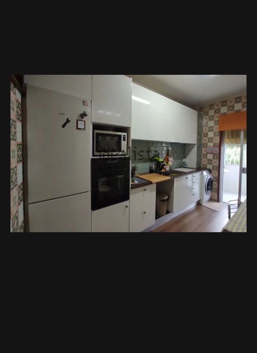 Alugo quarto no Porto