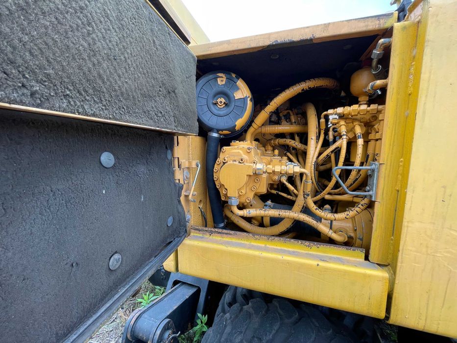 Liebherr zw 900 dwudrożna kolejowa kołowa z podporami LITRONIC 20t