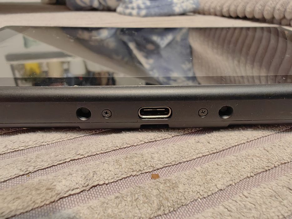 Nintendo Switch HAC-001 niekompletna