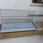 Sprzedam w idealnym stanie suszarkę metalową na naczynia.