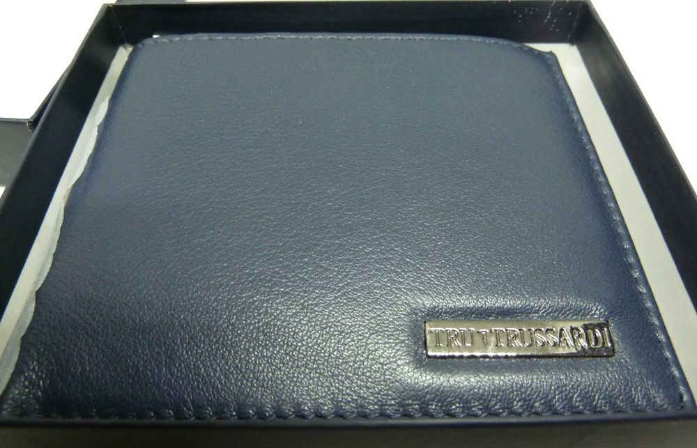 Carteira nova Tru Trussardi