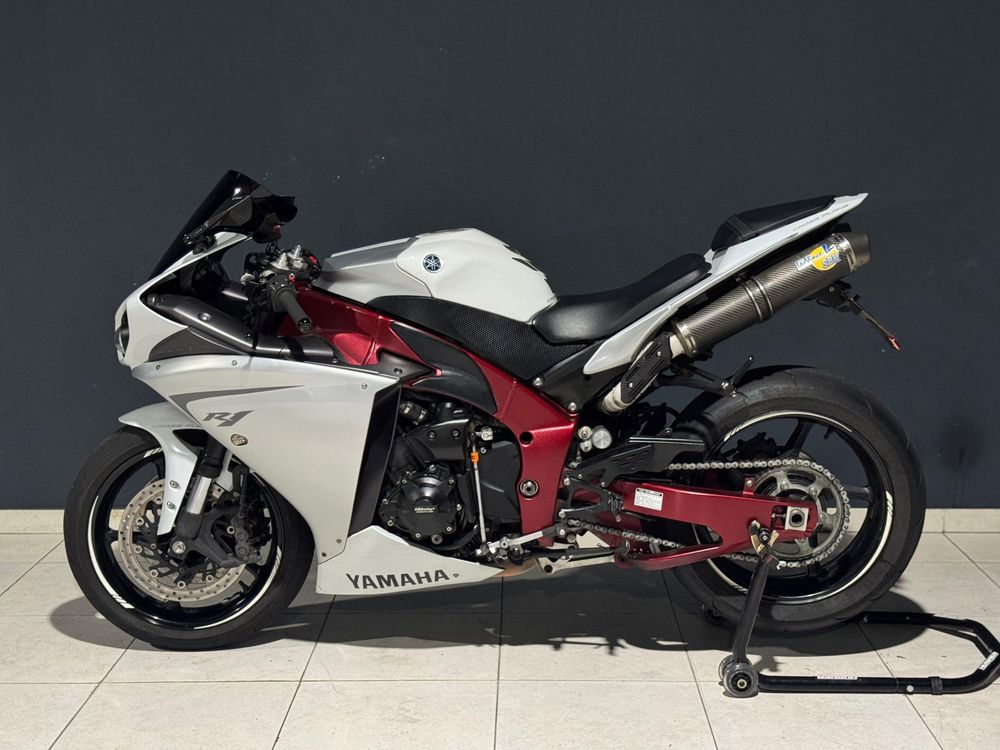Yamaha R1 Crossplane  2012