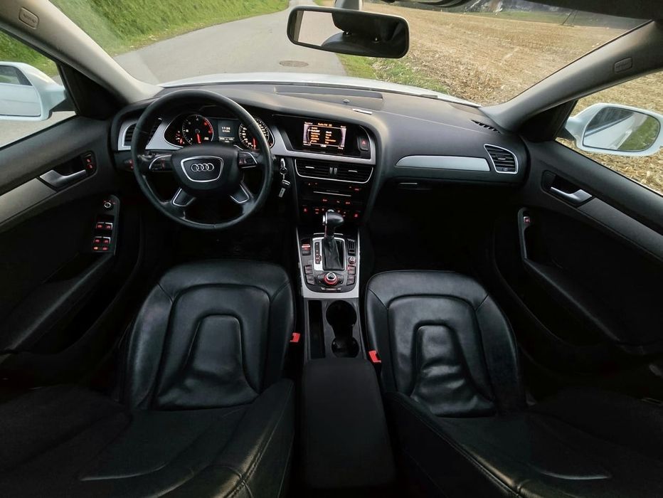 Audi A4B8 LIFT 3.0TDI Automat~Skóra~Nawigacja~Zadbana~Alufelgi~