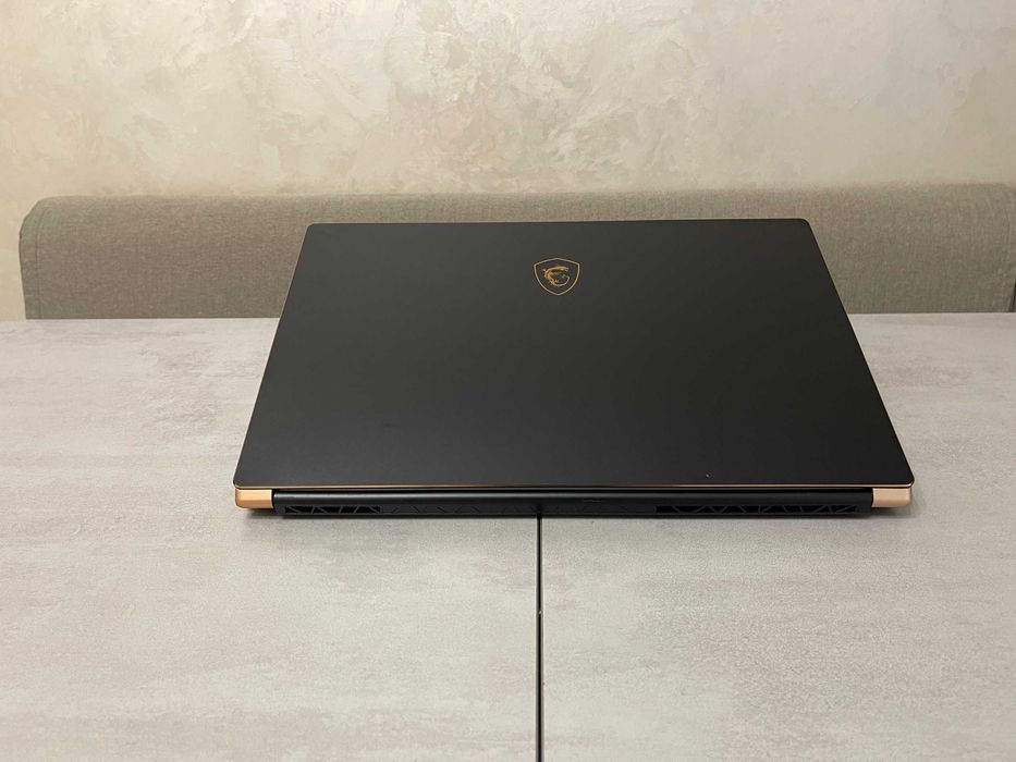 Ігровий ноутбук MSI GS75 Stealth 9SF/17,3 IPS/i7/16GB/1TB/RTX 2070 8GB