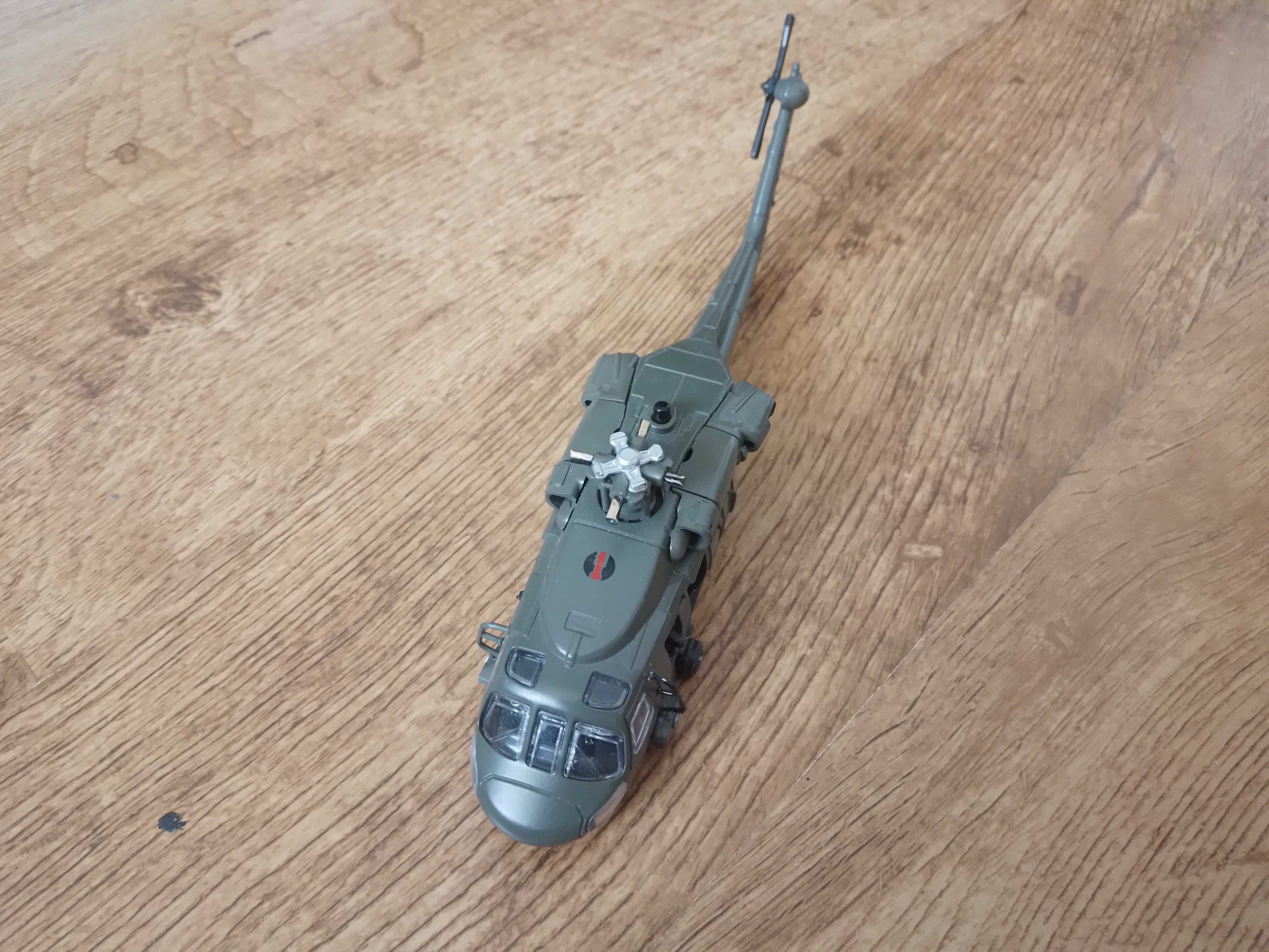 Model helikoptera/śmigłowca