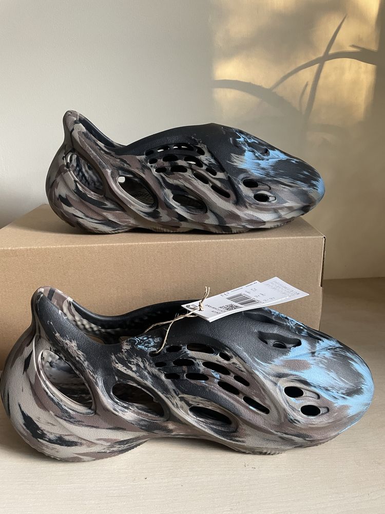 Yeezy Foam Runner MX Cinder US 10 / EU 44,5