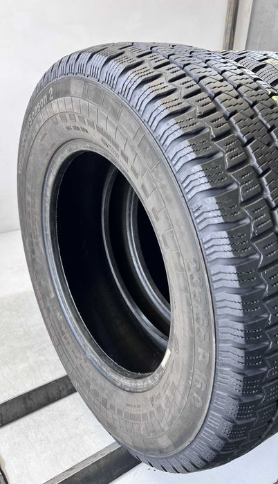 2x 235/65R16C Continental VancoFourSeason 2 115/113R OL384