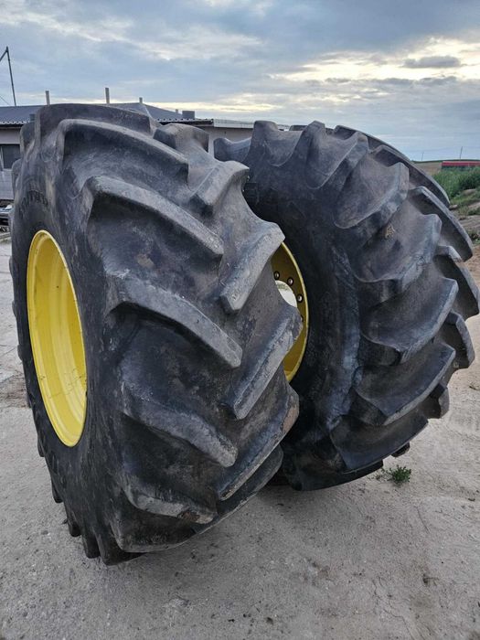 Opony 650/75R32 Goodyear + Felgi JohnDeere