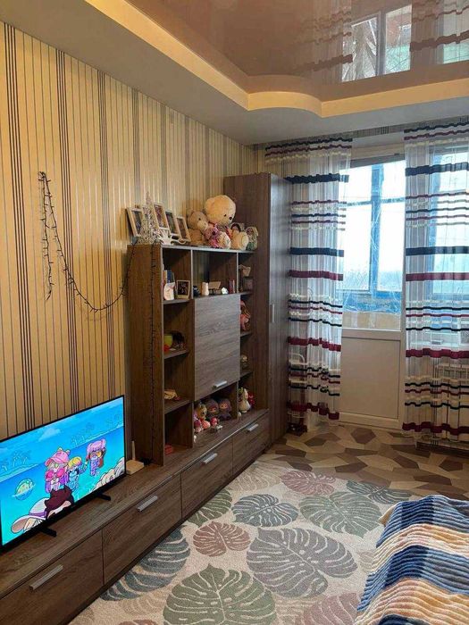 Продам 1к квартиру Метро Индустриальная Кап.ремонт. 5й\9ти