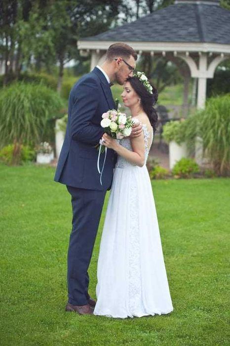 Hit sprzadam tanio suknie ślubna wraz z szalem rozmiar 34/36