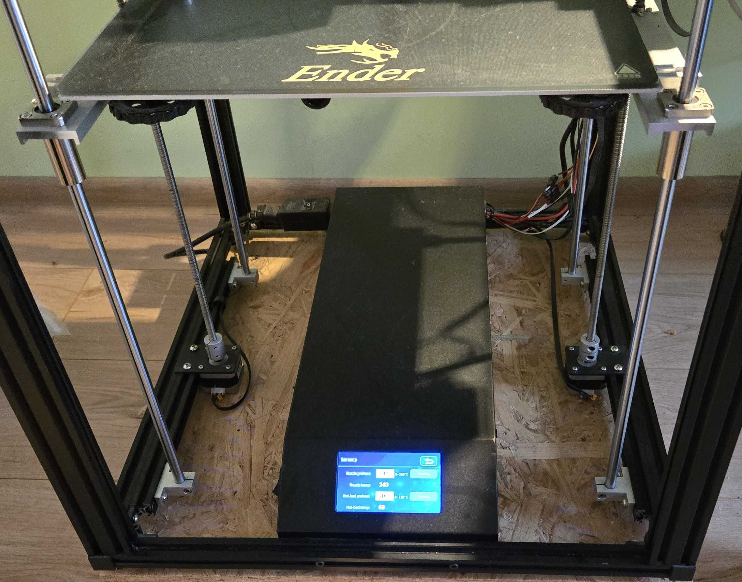 Drukarka 3D Ender 5+ wraz z zapasem filamentu i dodatkowymi głowicami