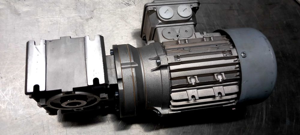 Motoreduktor Nord 0,37kW 400V  69 obr/min