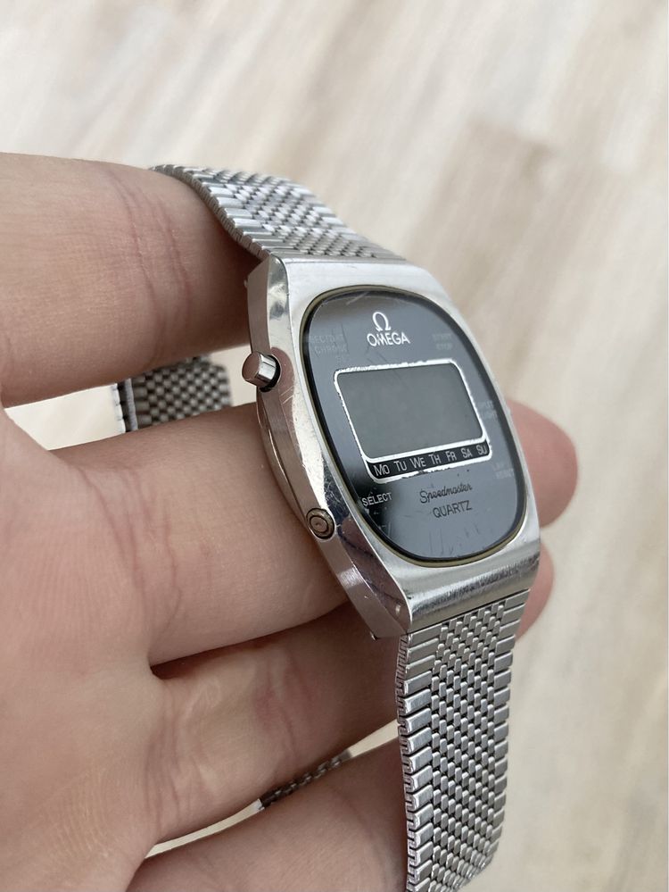 Omega Speedmaster Quartz LCD Vintage