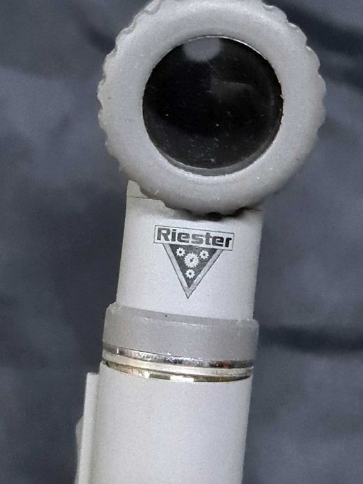 Otoscópio Riester