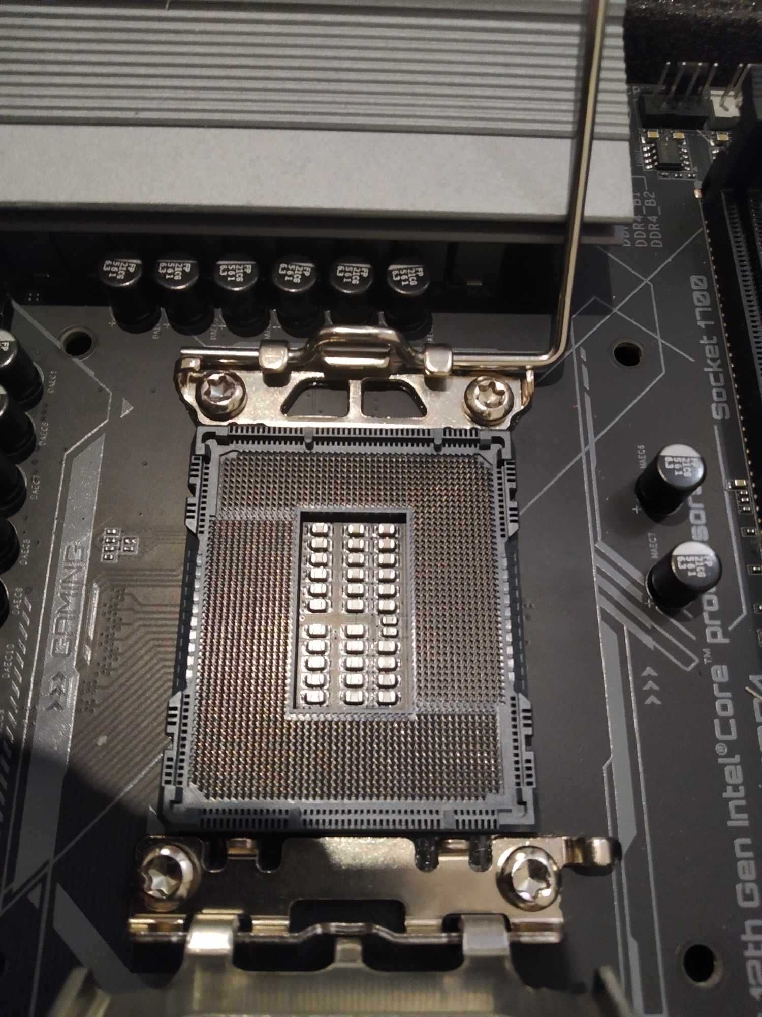 płyta główna -  Z690 GAMING X DDR4