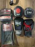 Zestaw MMA Everlast Rękawice Focus Mitts