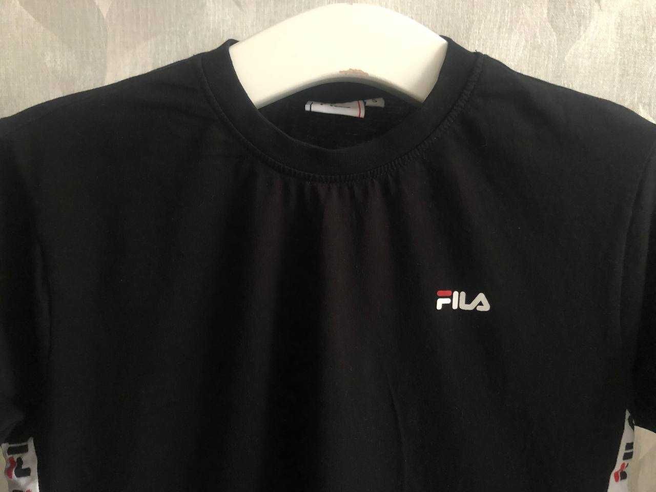 футболка Fila с лампасами