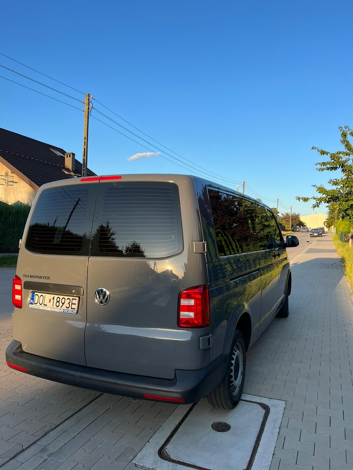 Wynajem busa 9os. VW transporter T6 Long