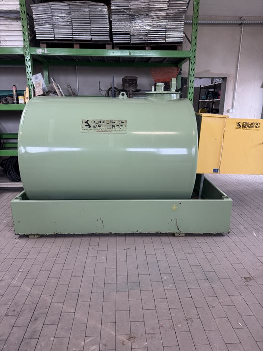 Zbiornik paliwowy 3013 l z licznikiem – stan bardzo dobry