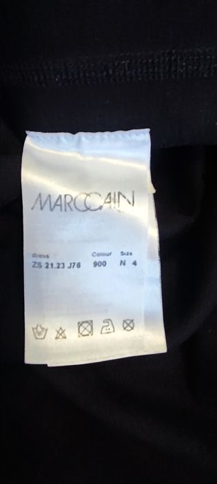 Sukienka ołówkowa sportowa MarcCain