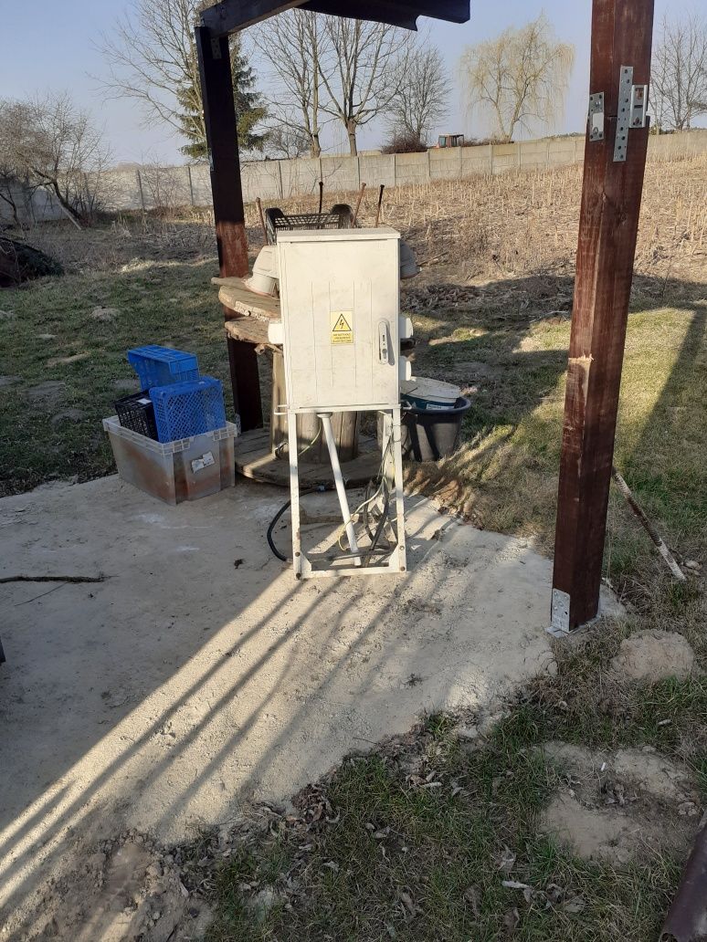 Erbetka elektryczna budowlana