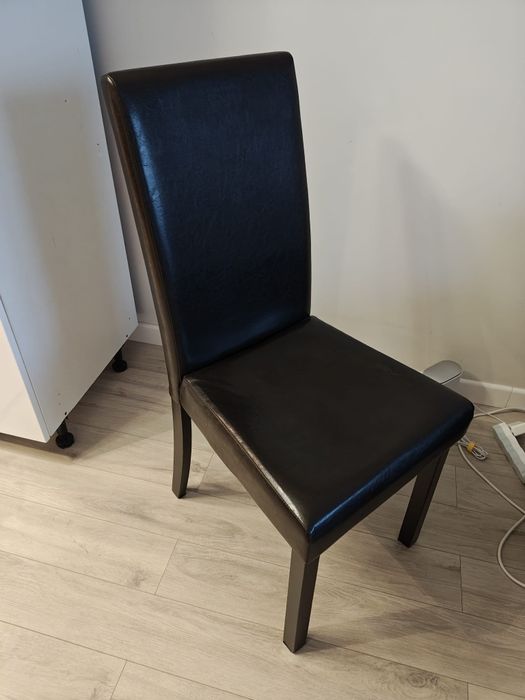 Krzesła ekoskóra stan bdb